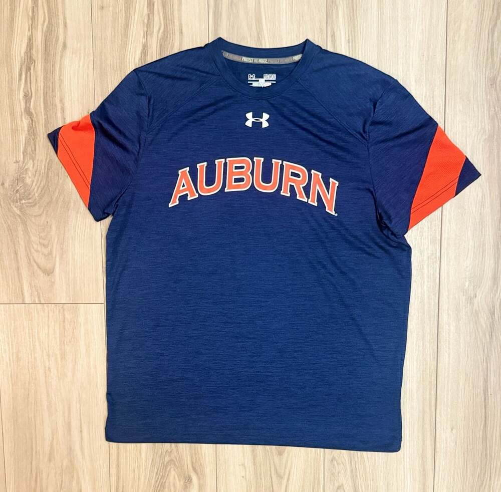 Under Armour Auburn University T-Shirt Medium